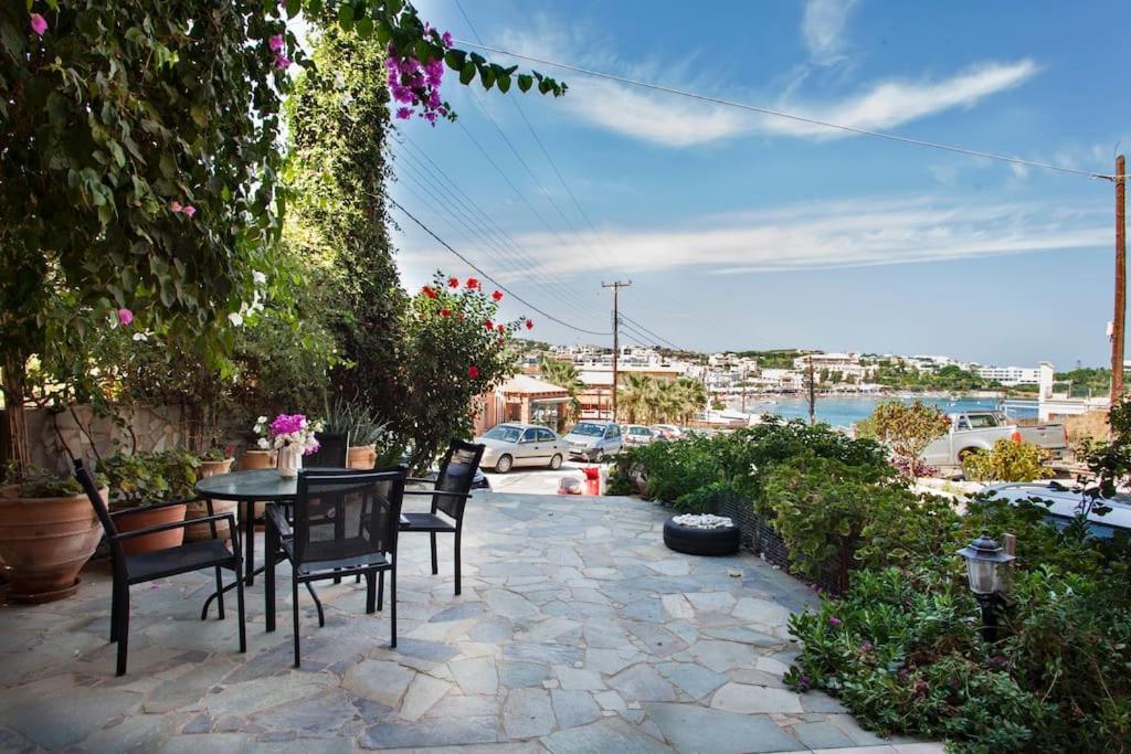Lenico Beachfront Suites Agia Pelagia  Esterno foto
