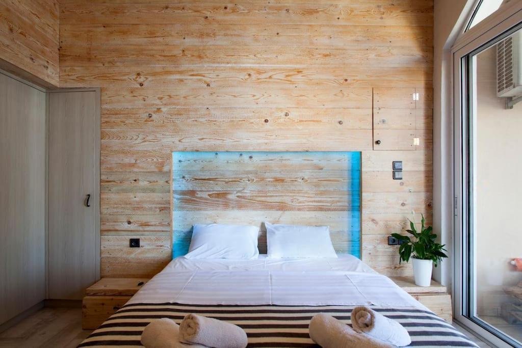 Lenico Beachfront Suites Agia Pelagia  Esterno foto